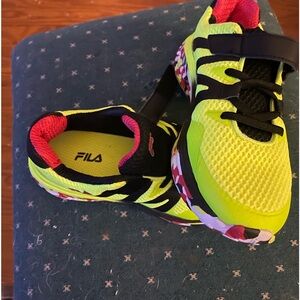 Boys fila sneakers new never worn